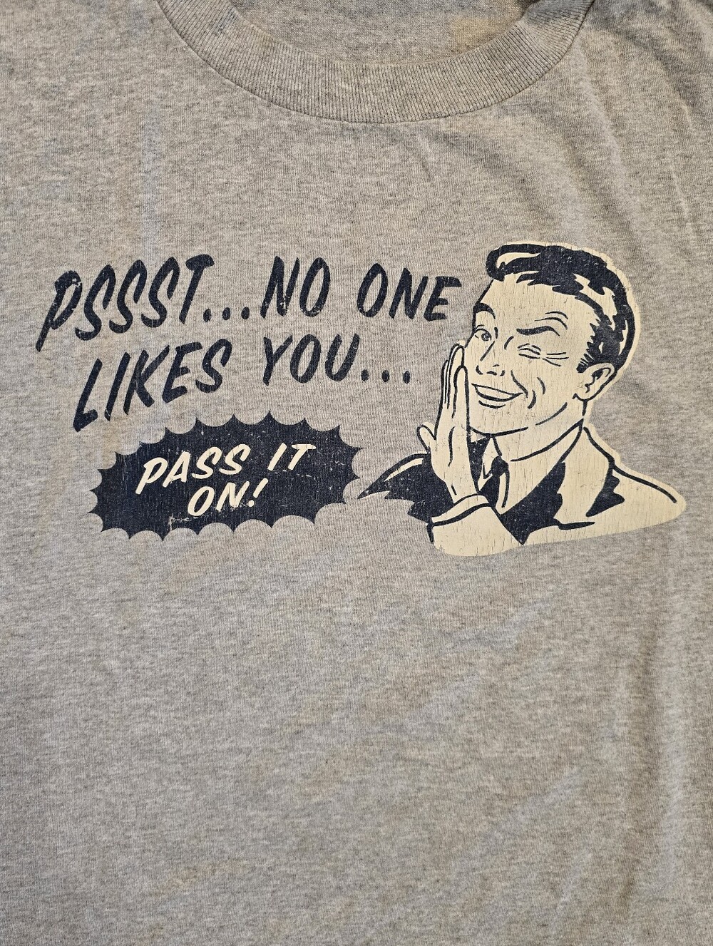 Vintage Y2K Men's Heather Gray Tee with Navy Retro Graphic